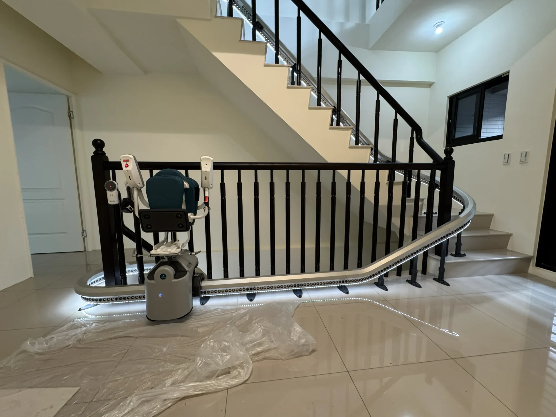 stairlift_case-double_straight_stairs-9-4