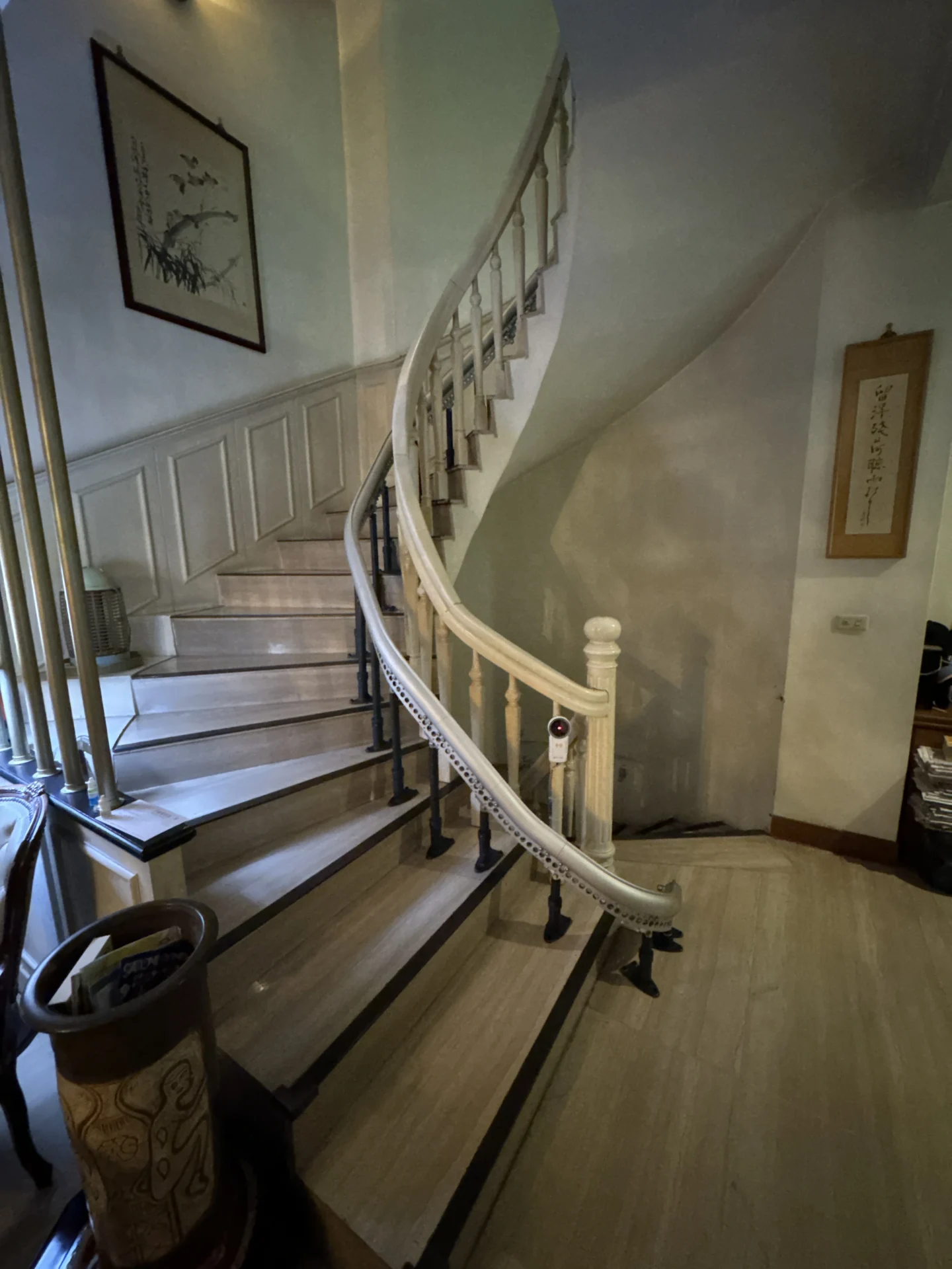 stairlift_case-spiral_stairs-4-2
