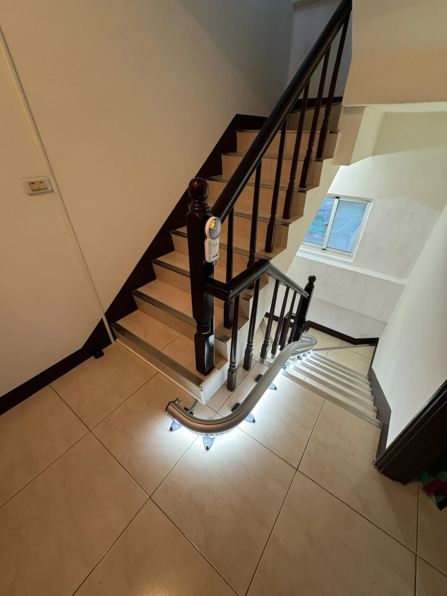 stairlift_case-ushaped_stairs-10-7