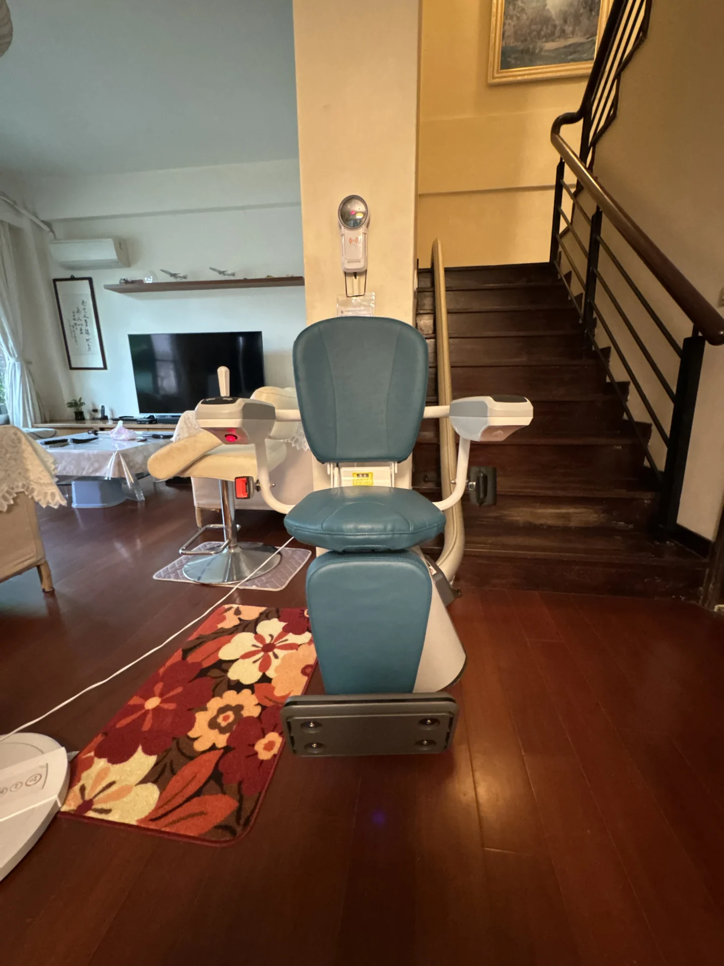 stairlift_case-ushaped_stairs-9-2
